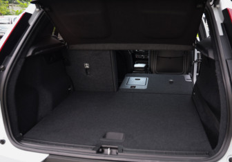 Подержанный автомобиль Volvo XC40 2019 года (33 фото)