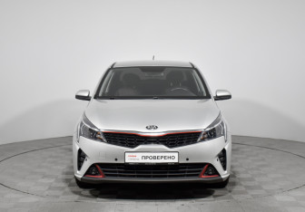 Подержанный автомобиль Kia Rio Sedan 2020 года (2 фото)