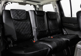 Подержанный автомобиль Nissan Pathfinder 2012 года (19 фото)