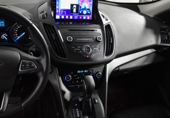 Подержанный автомобиль Ford Kuga 2018 года (16 фото)