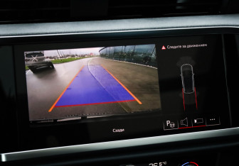 Подержанный автомобиль Audi Q3 2024 года (19 фото)