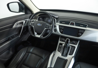 Подержанный автомобиль Geely Atlas 2019 года (8 фото)
