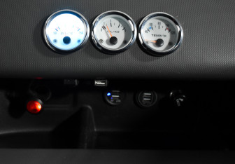 Подержанный автомобиль Honda Element 2003 года (16 фото)