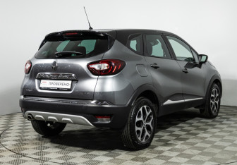 Подержанный автомобиль Renault Kaptur 2016 года (5 фото)