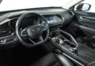 Подержанный автомобиль Geely Tugella 2021 года (11 фото)