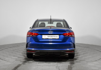 Подержанный автомобиль Hyundai Solaris Sedan 2022 года (6 фото)