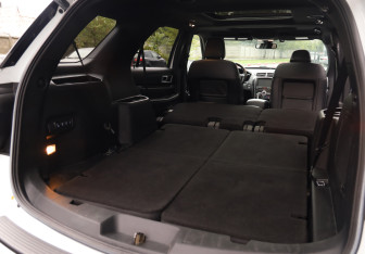 Подержанный автомобиль Ford Explorer 2019 года (34 фото)