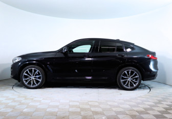 Подержанный автомобиль BMW X4 2020 года (9 фото)