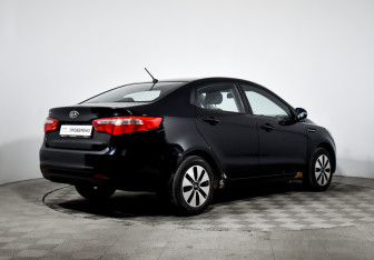 Подержанный автомобиль Kia Rio Sedan 2012 года (5 фото)