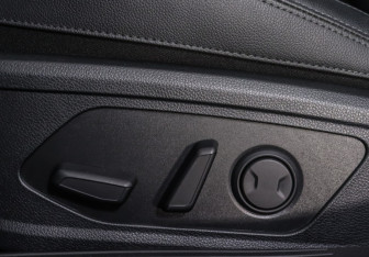 Подержанный автомобиль Kia K5 2021 года (15 фото)