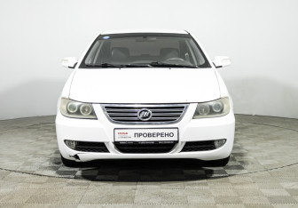 Подержанный автомобиль Lifan Solano 2011 года (2 фото)