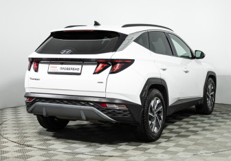 Подержанный автомобиль Hyundai Tucson 2023 года (5 фото)
