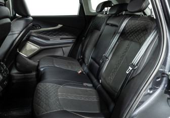 Подержанный автомобиль Exeed TXL 2023 года (10 фото)