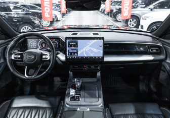 Подержанный автомобиль GAC GS8 2023 года (15 фото)
