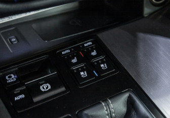 Подержанный автомобиль Lexus RX 2019 года (25 фото)