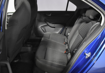 Подержанный автомобиль Skoda Rapid Liftback 2020 года (11 фото)