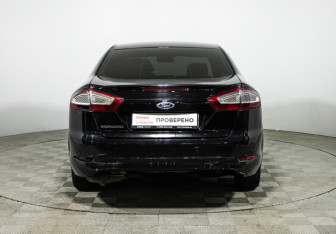 Подержанный автомобиль Ford Mondeo Sedan 2014 года (6 фото)