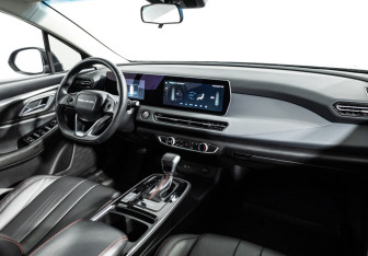 Подержанный автомобиль BAIC U5 Plus 2023 года (9 фото)