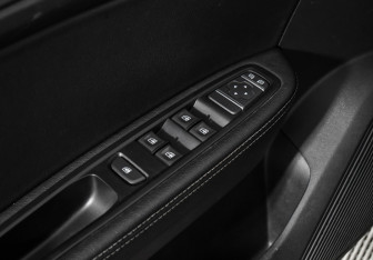 Подержанный автомобиль Renault Arkana 2019 года (10 фото)