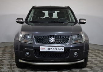 Подержанный автомобиль Suzuki Grand Vitara 2011 года (2 фото)