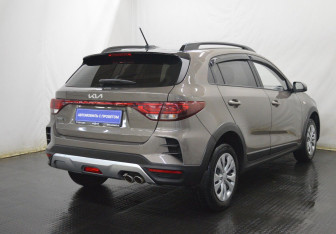 Подержанный автомобиль Kia Rio Hatchback 2021 года (5 фото)