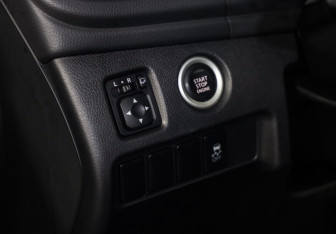 Подержанный автомобиль Mitsubishi Pajero Sport 2018 года (21 фото)