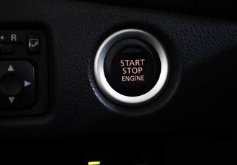 Подержанный автомобиль Mitsubishi Pajero Sport 2018 года (15 фото)