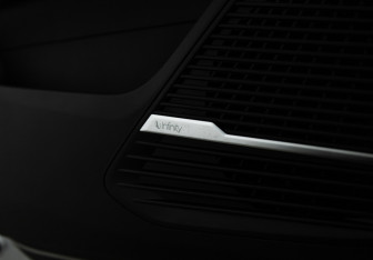 Подержанный автомобиль Geely Atlas 2023 года (16 фото)