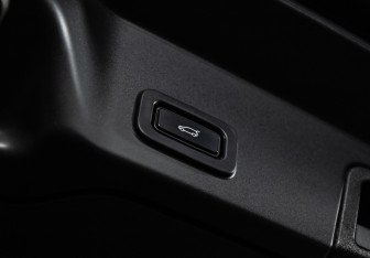 Подержанный автомобиль Land Rover Range Rover Evoque 2019 года (20 фото)