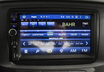 Подержанный автомобиль LADA (ВАЗ) XRAY 2017 года (15 фото)