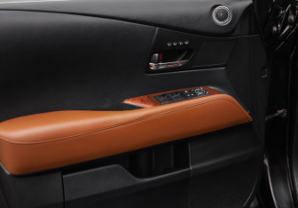 Подержанный автомобиль Lexus RX 2014 года (28 фото)