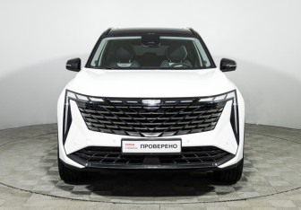 Подержанный автомобиль Geely Atlas 2023 года (2 фото)