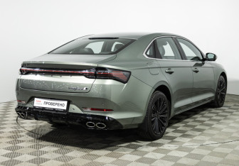 Подержанный автомобиль Geely Preface 2024 года (5 фото)