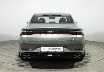 Подержанный автомобиль Geely Preface 2024 года (6 фото)