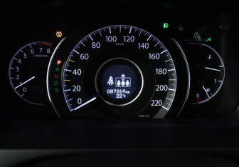 Подержанный автомобиль Honda CR-V 2013 года (12 фото)