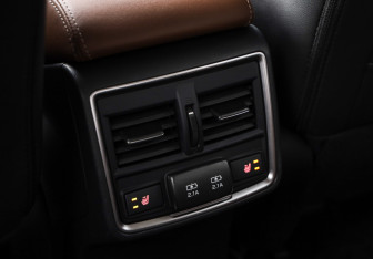 Подержанный автомобиль Subaru Forester Suv 2024 года (25 фото)