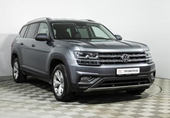 Подержанный автомобиль Volkswagen Teramont 2019 года (3 фото)