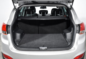 Подержанный автомобиль Hyundai ix35 2011 года (20 фото)