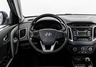 Подержанный автомобиль Hyundai Creta 2018 года (12 фото)
