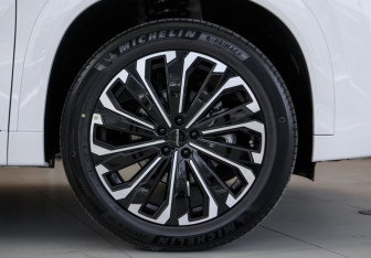 Новый Jaecoo J8 2025 (11 фото)