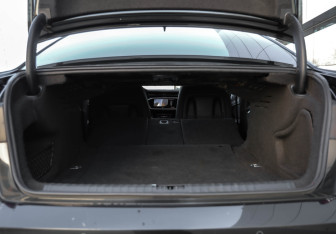 Подержанный автомобиль Audi A6 Sedan 2021 года (36 фото)