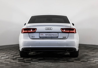 Подержанный автомобиль Audi A6 Sedan 2016 года (6 фото)