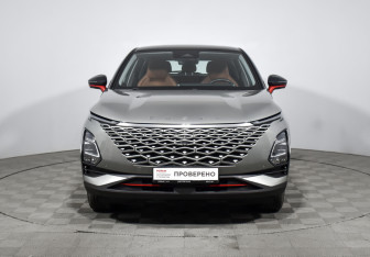 Подержанный автомобиль Omoda C5 2023 года (2 фото)
