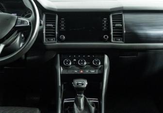Подержанный автомобиль Skoda Kodiaq 2020 года (14 фото)