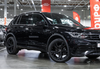Подержанный автомобиль Volkswagen Tiguan 2021 года (5 фото)