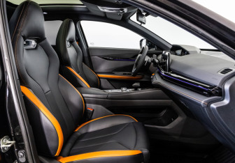 Подержанный автомобиль Changan UNI-V 2024 года (28 фото)