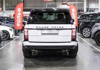 Подержанный автомобиль Land Rover Range Rover 2013 года (9 фото)