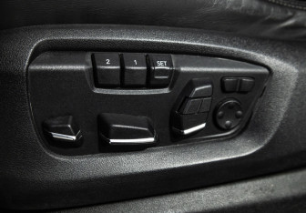 Подержанный автомобиль BMW X5 M 2016 года (17 фото)