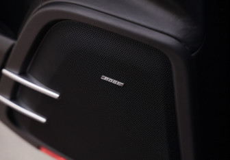 Подержанный автомобиль Porsche Cayenne 2017 года (26 фото)