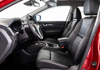 Подержанный автомобиль Nissan Qashqai 2014 года (14 фото)